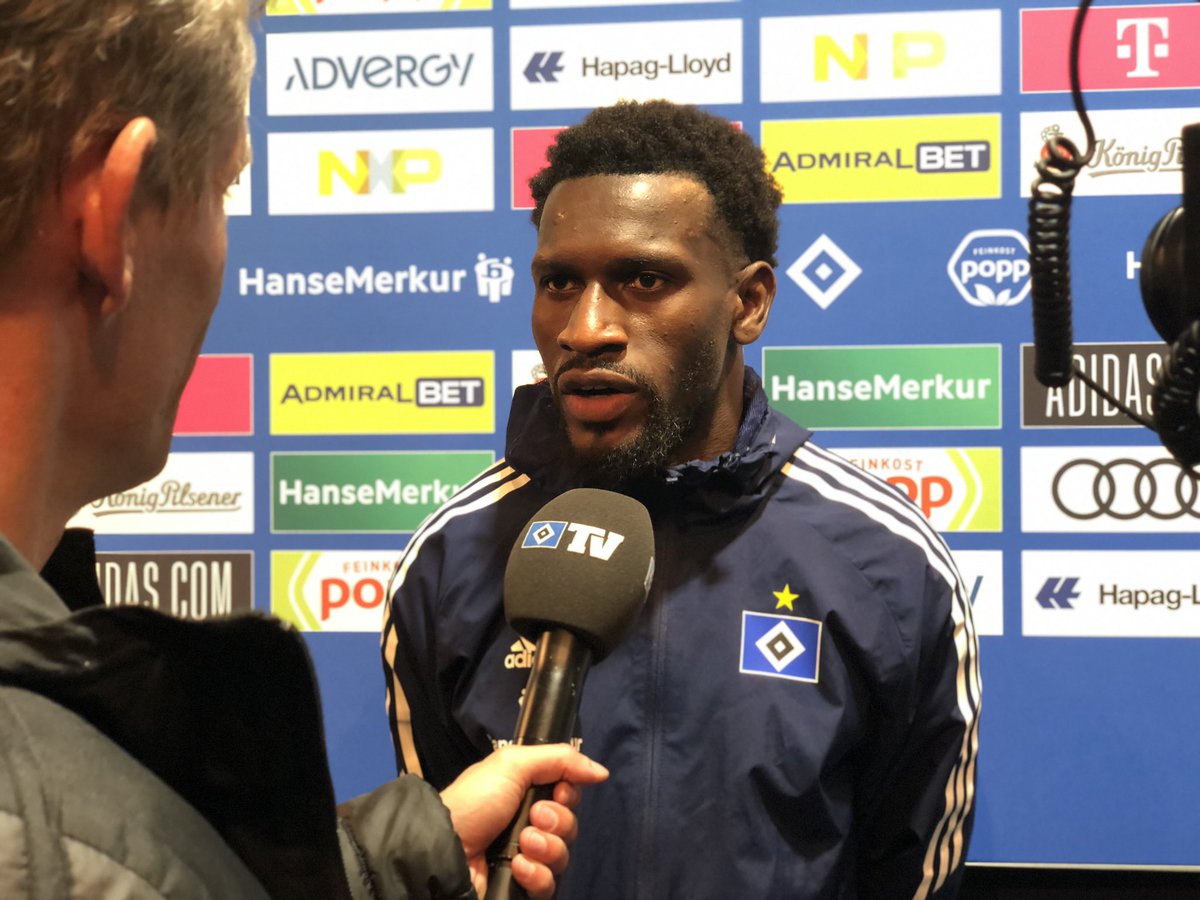 HSV's tweet photo. 🗣 Glücklich erklärt Bakery #Jatta: „Mein Tor hat Sonny super vorbereitet. Er wusste genau, dass ich am zweiten Pfosten stehe. Heute haben alle ihren Job gemacht, deswegen war es ein verdienter Sieg.“

#nurderHSV #HSVF95 https://t.co/Sr3yM9aybR