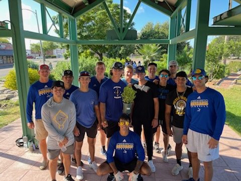 JavelinaBSB's tweet image. The Pack helping to keep Kingsville Beautiful this morning.  #servantleadership