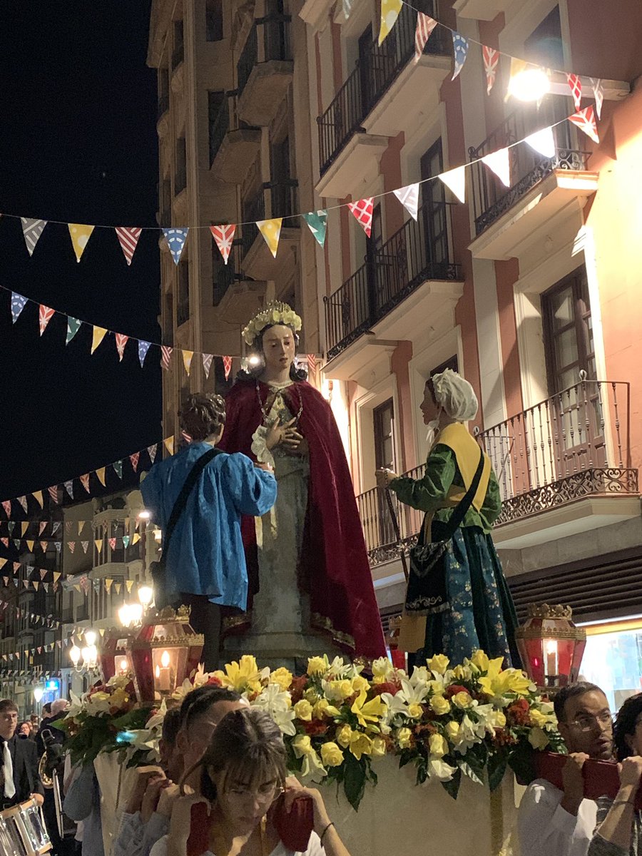 saletazamora's tweet photo. Gracias a todos los fieles y cofradías que han acompañado a la Virgen de la Saleta esta noche en su procesión. Que Ella siga intercediendo por todos. https://t.co/AbjvCRsgHA