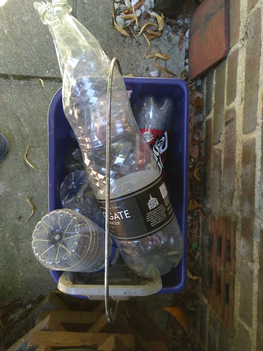 litter_lady's tweet photo. I would call that a successful #skipdive! 1. Found a useful container in a skip 2. Added #recyclables from the same skip 3. Filled said container with additional #plastic and #metal found on my walk home, all to recycle. #worldcleanupday2022 @cleanupbritain @KeepBritainTidy https://t.co/bkHENRLOXi