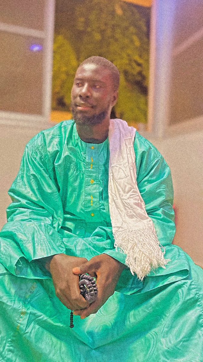 mbackenjaay's tweet photo. Cheikh Ahmadou Bamba
Njariñ lu andutak lor♥️
Ndokku bañ la xaamee
#Grand_Magal_TOUBA_2022 https://t.co/8rNuDHA0oC