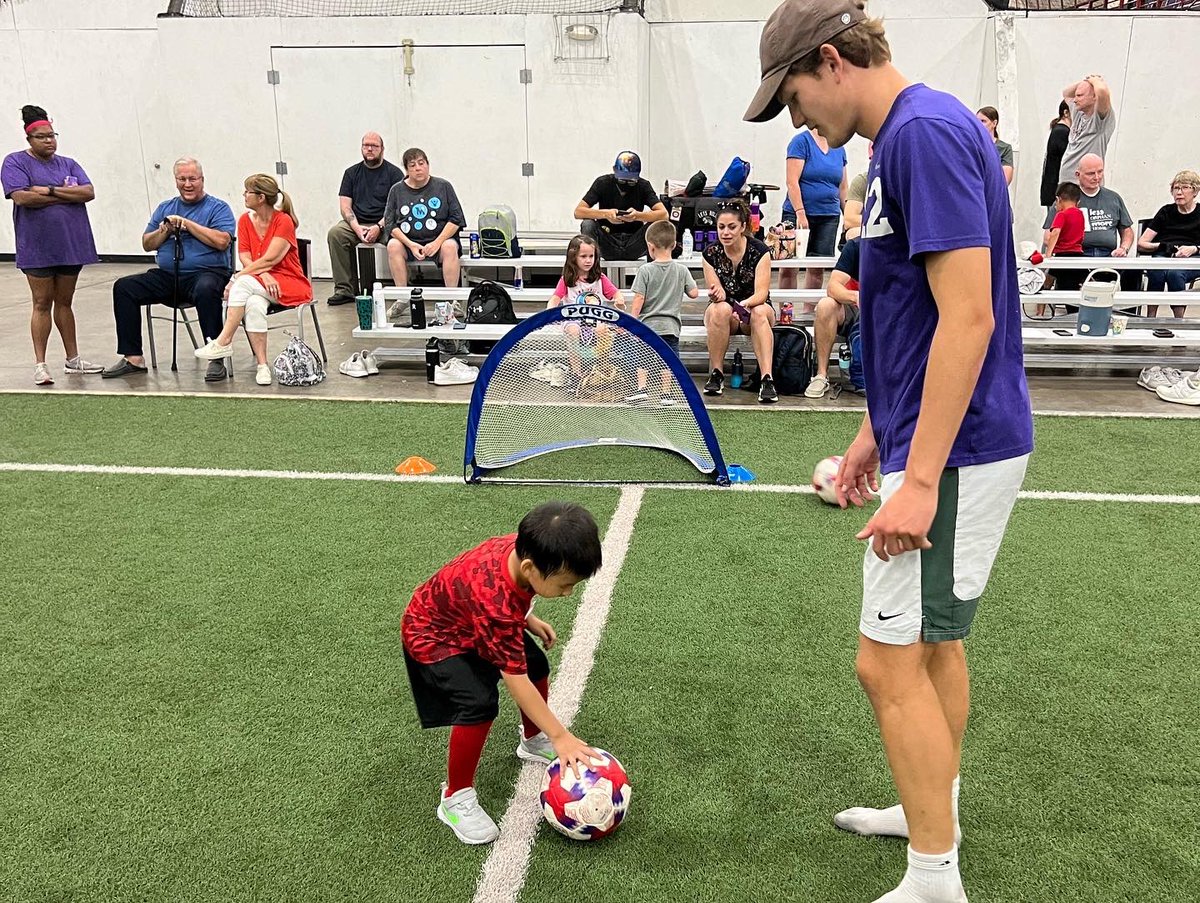 TrumanMSoccer's tweet photo. No better way to spend our off day than to give back to the Springfield community. Thankful for the opportunity TOPSoccer and Lake Country Soccer gave us. Our boys had a blast! https://t.co/TMhX39e6iw