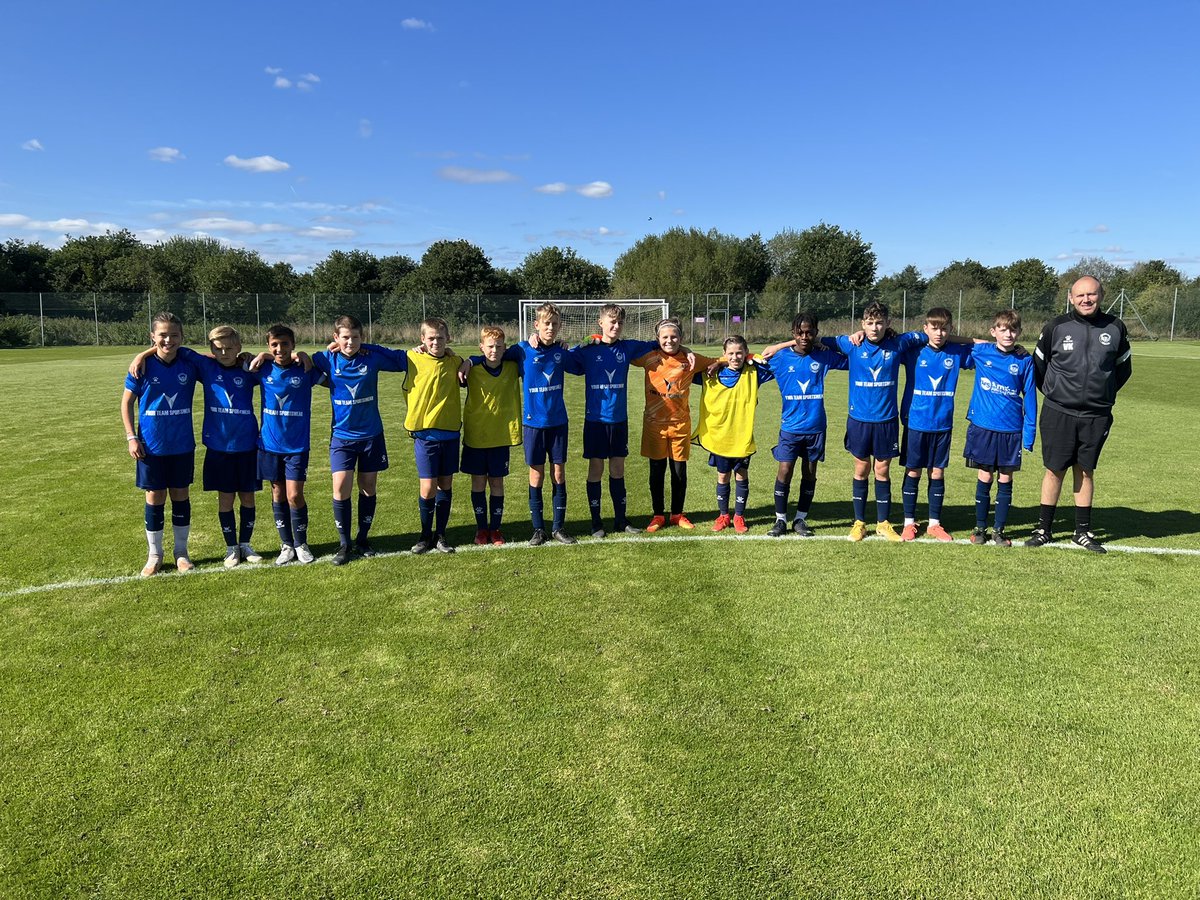 Welwyn Pegasus U13 Royals ready for minutes silence before todays first jpl match of new season against Arsenal Ladies