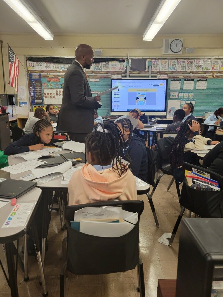 Our school year is off to an AMAZING start. Principal Dixon stopped by to read aloud “Thank You Ma’am” by Langston Hughes to the fourth grade scholars of Cambridge University to kick start their English Language Arts unit of study. Great things continue to happen at 288.