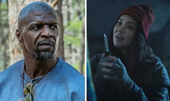 I'm stunned. The first episode of #TalesoftheWalkingDead is truly awful. #TerryCrews is way better than this; #OliviaMunn has never been very good, but she's rarely been this bad. Awkward non-human dialogue, characters I can't care about, paper-thin plot. Any reason to continue?