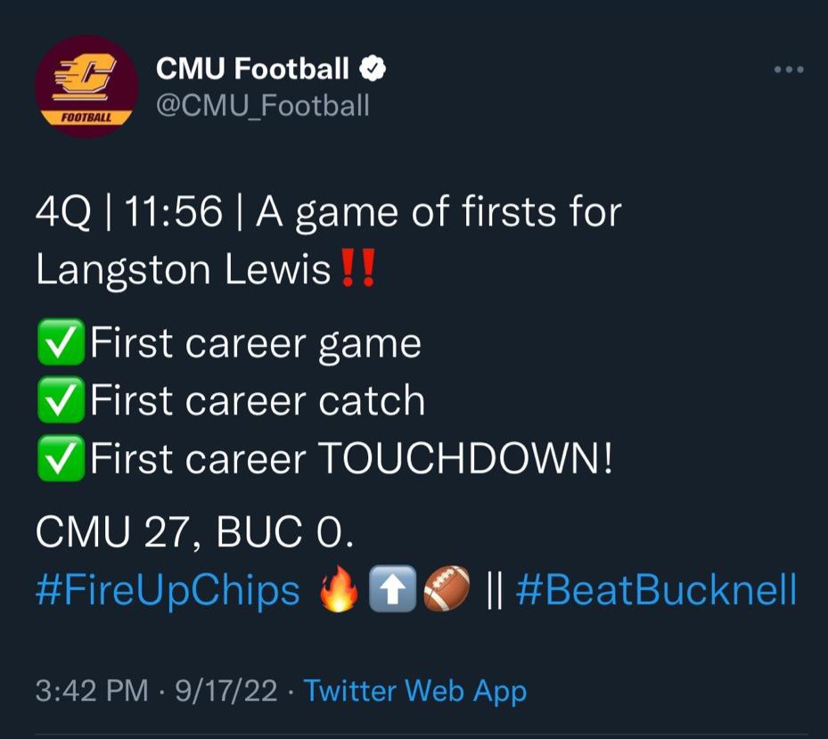 dynasty61996's tweet photo. 🌟Congratulations SON‼️Freshman 🏈 College Debut...🥰Game of 1st..🤗😚#ProudMOM.#BOYMOM..GA➡️MI.. 🙏🏾God..👩🏿❤️💋👨🏿Family..📚Books..🏈Balls.. @CMU_Football @CamNewton7v7 https://t.co/4FOw5Nxiyu