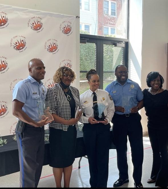 PPDCommish's tweet photo. Huge thanks to State @RepIzzy Fitzgerald for honoring myself and @PPD14Dist Officers Smith and Hicks with "Community Angel" Awards. We are humbled by the recognition, and take great pride in serving our communities! https://t.co/wolbtnwT63