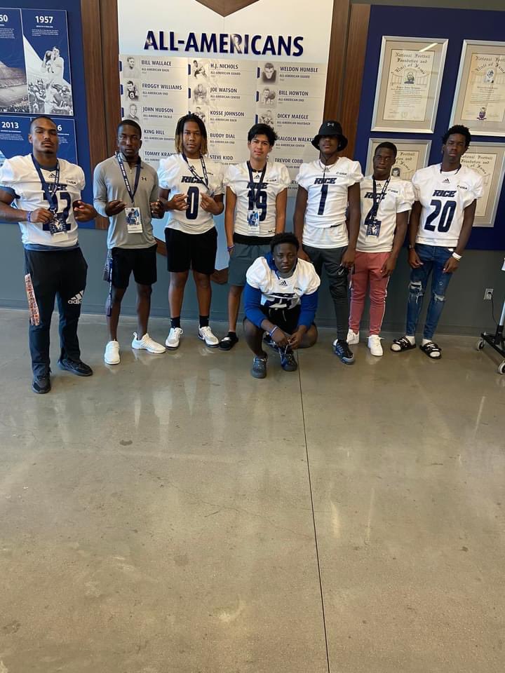 WHSEaglesFB's tweet photo. The Willowridge Eagles continuing their college football visits today at Rice University. Thanks you Rice  University Athletics for your warm welcome and hospitality. GO EAGLES !!!@RiceFootball https://t.co/NUY1xVXwGm