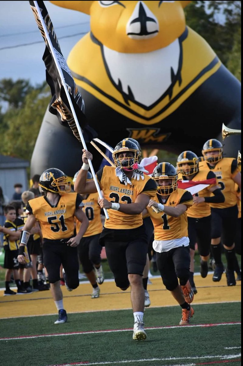 PetronaciSamuel's tweet photo. The strongest people arenโt always the people who win, but the people who donโt give up when they lose
#WMFootball #IEAT #PutTheBallDown #FearTheDeer @WMFBBC #NJFootball #hsfootball #football #njcom #22 https://t.co/9woklGKxUC