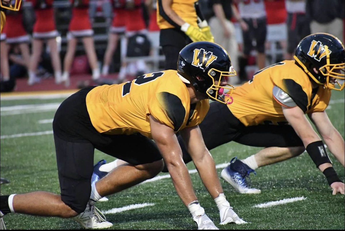 PetronaciSamuel's tweet photo. The strongest people arenโt always the people who win, but the people who donโt give up when they lose
#WMFootball #IEAT #PutTheBallDown #FearTheDeer @WMFBBC #NJFootball #hsfootball #football #njcom #22 https://t.co/9woklGKxUC