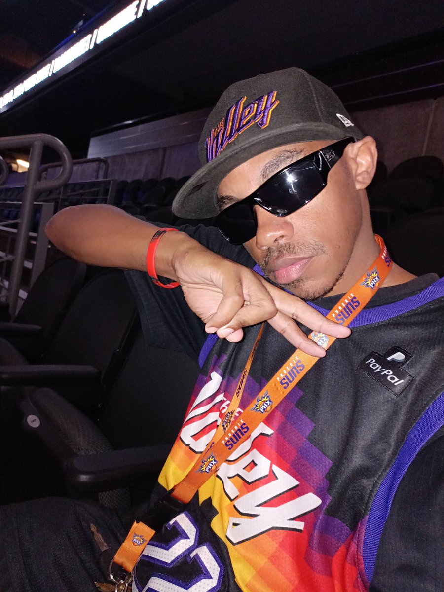 dmoneystr8edge7's tweet photo. #flashbackpartyjam #pacificconcertgroup https://t.co/aiggDAaiOO