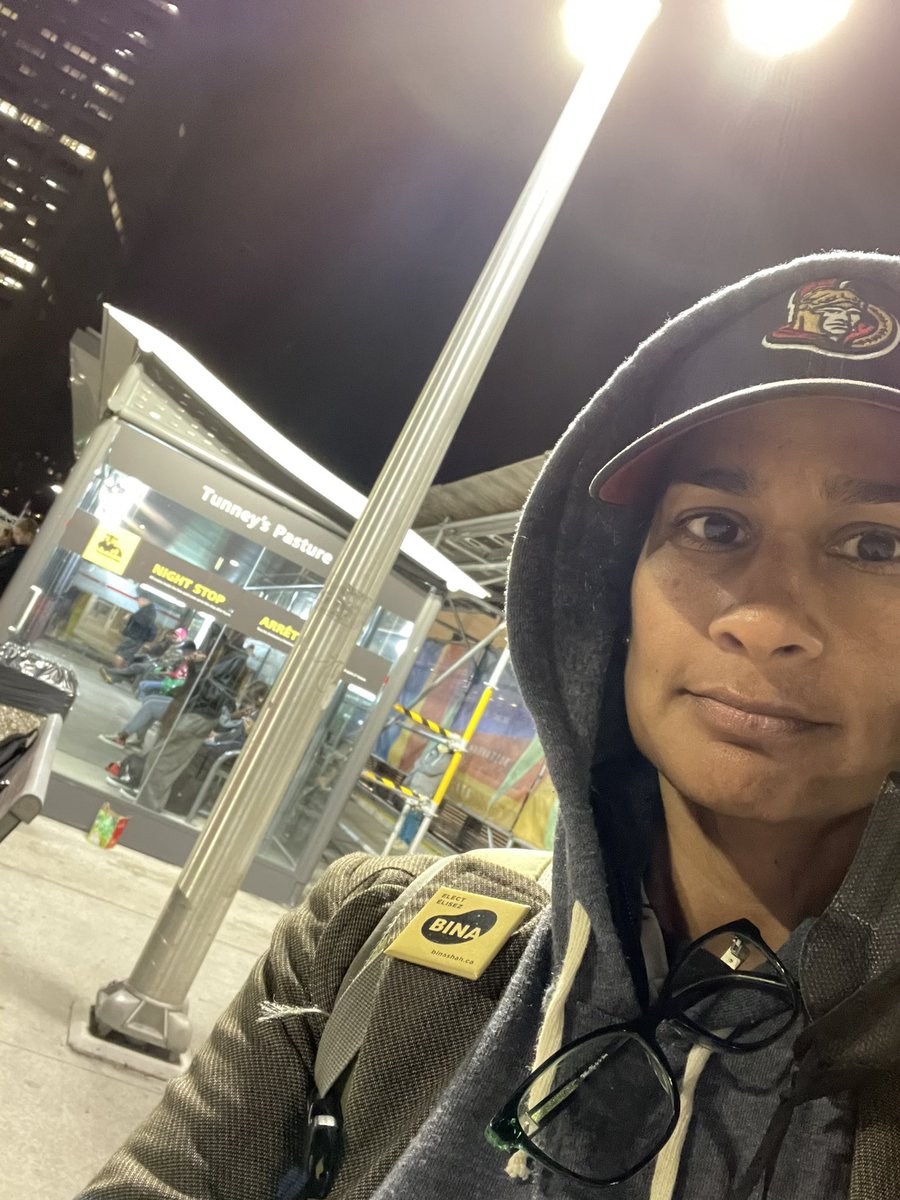 binashahkanata's tweet image. Waiting at Tunney’s for the 61 to Kanata.  Just missed the 22:02 connection. #OttTransitChallenge2022 #KanataSouth #ward23.  I’m not surprised.