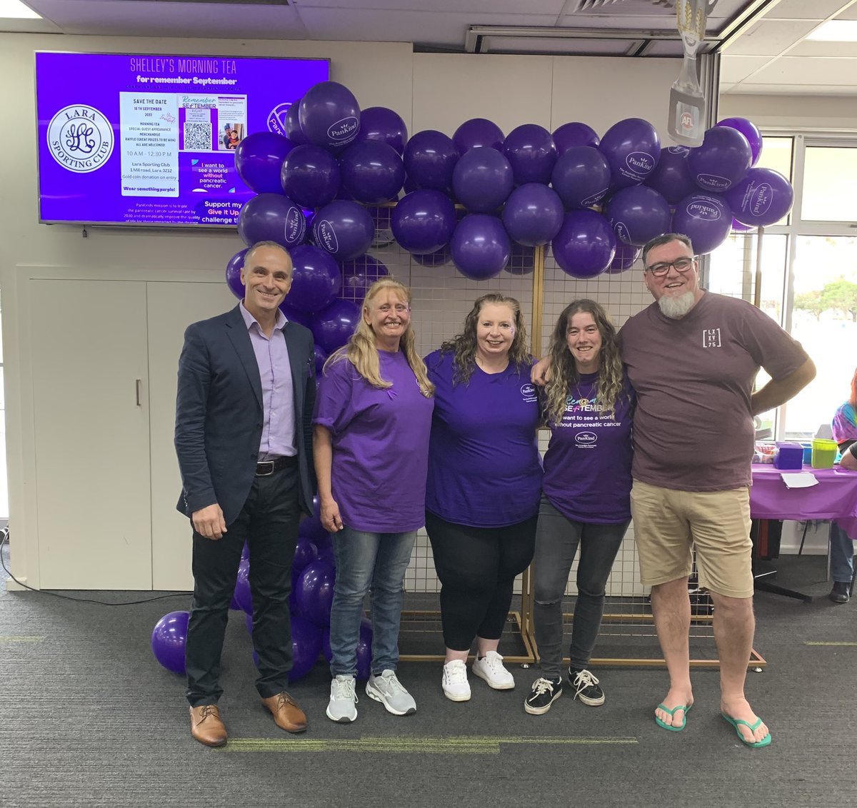 EddyKontelj's tweet photo. It was heartening this morning gathering with the community and Shelley Lee to Support - Advocate - Cure Pancreatic Cancer. With awareness there is hope #cancer #research #awareness #cure #hope #pankind💜💜 https://t.co/06hICKOjDv