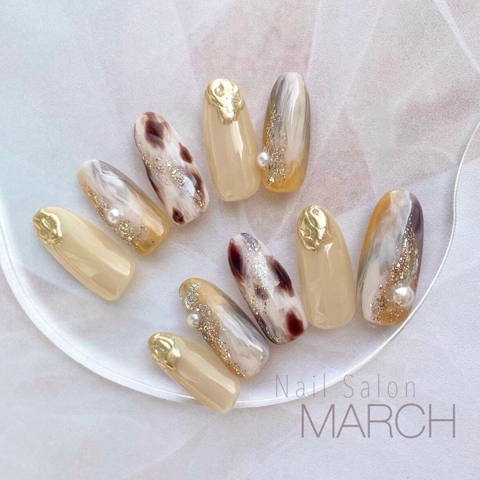 ネイルサロン March
