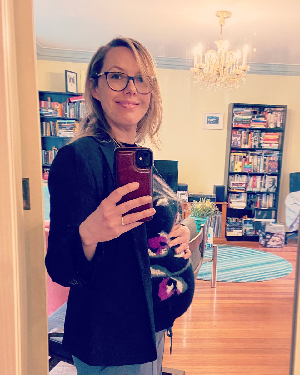 Angela Meyer tweet media