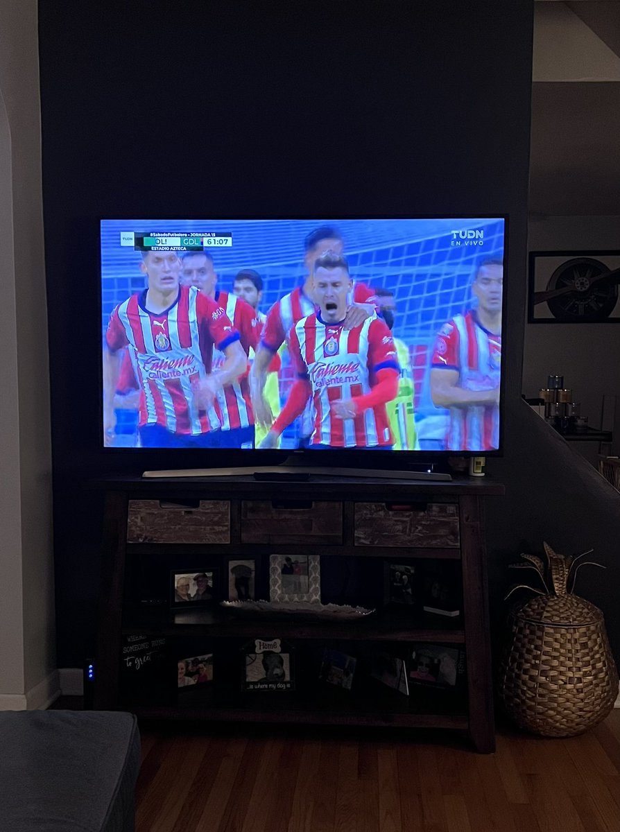 Thankful DTV has TUDN - I was able to find the Chiva’s game all the way up here in Ohio! @MTS_GDL <a href="/WhitneyPryor88/">Whitney</a> <a href="/JenniferCurry15/">Jennifer Curry</a> <a href="/James_Marquez7/">James</a> 

I’m not saying I’m good luck - I’m just saying they scored the first goal after I started watching. 🤷‍♀️