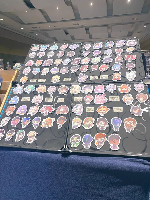 Im in StickyExpo here in SMX convention! Please do come and check out our booth Chibaneelle Art Circle (1-2) (literally infront of the entrance)  