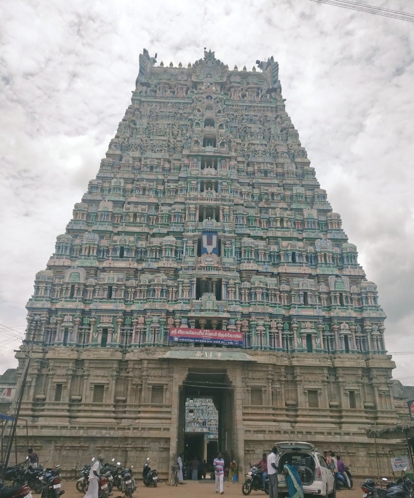 Each and every Gopuram is a work of Art.
Will the future generations be able to make such glorious gateways?
Let's get ready to manage our temples. Let's take pride in our civilization.
#OurTemplesOurPride