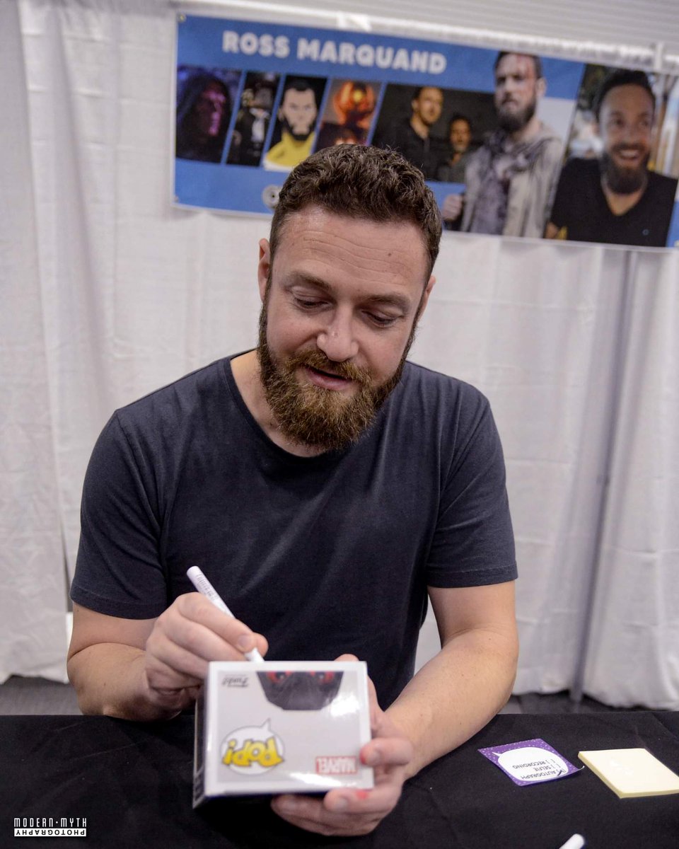 _ModernMyth_'s tweet photo. #TheStoneKeeper @rossmarquand one of the Best Autograph Meet & Greets @OcalaFLComicCon
#InfinityWar @originalfunko https://t.co/JkmMXW6zjC