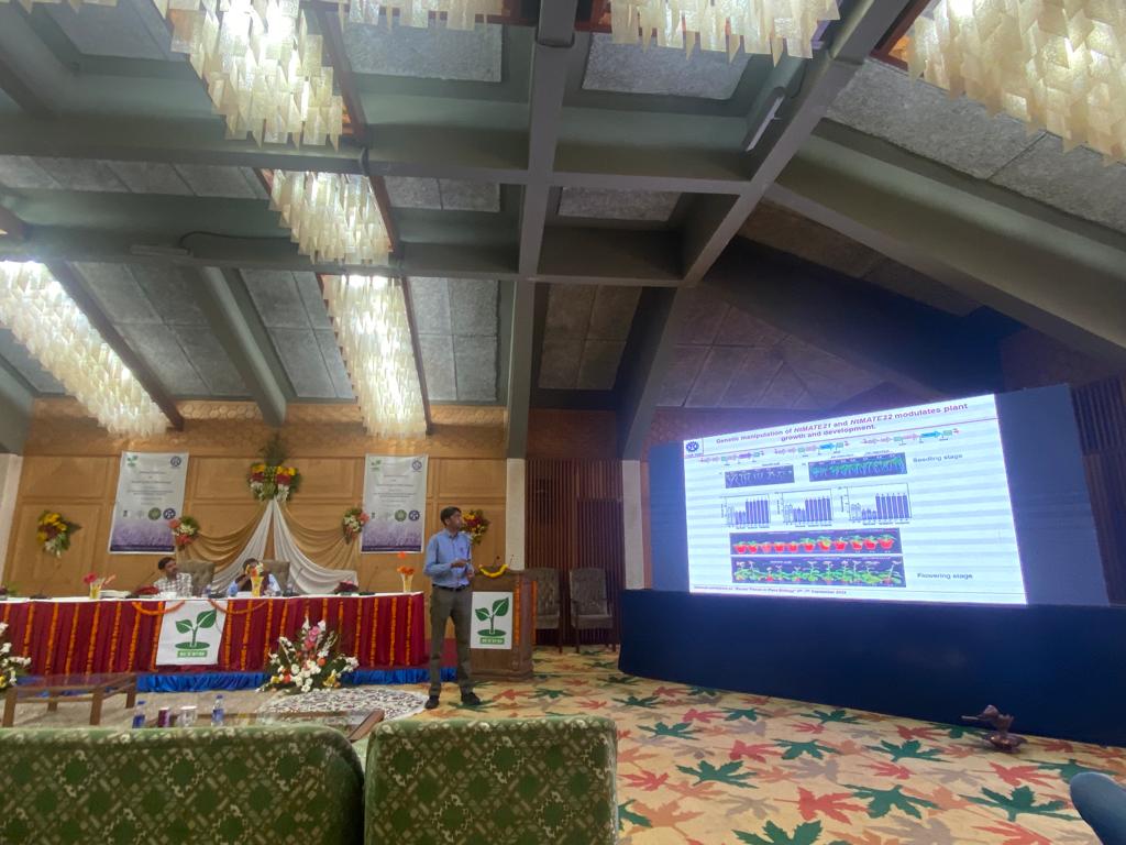 Attended a well organised conference RTPB at CSIR IIIM Srinagar ( Sep 5 to 7, 2022). A nice experience to listen to several eminent scientists, and to present my work in the presence of my Mentor <a href="/PrabodhTrivedi/">Prabodh Trivedi</a> and other eminent scientists.<a href="/csiriiim/">CSIR-IIIM</a> <a href="/Sumeet_Gairola/">Sumeet Gairola, FRSB, FLS</a> <a href="/UmarGani6/">Umar Gani, PhD</a>