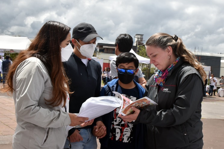 react_latina's tweet image. En el Parque de La Madre, se realizó la Feria: "Una Sola Salud", organizada por el @ConsejoSalud_   y @react_latina, en la que compartimos actividades de la Alforja Educativa, mensajes sobre la lactancia materna y  los primeros mil días de vida, junto a estudiantes universitarios