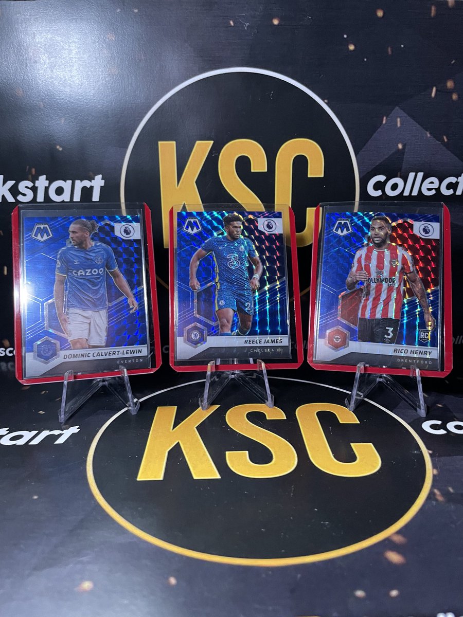 KSCollectables's tweet photo. WE ONLY PULL BANGERS!!! 

NOT 1 BUT 2 CASE HITS!!! 🔥🔥🔥

IS IT REALLY A KSC BREAK WITHOUT A CASE HIT???? 

CASE HITS X KSC =🤝

THANK YOU TO ALL WHOM ENTERED THE BREAK🤵🏿💙🤵🏼

#THEHOBBY #COLLECTABLECARDS #mosaic #footballcards https://t.co/ubK24HFpyC