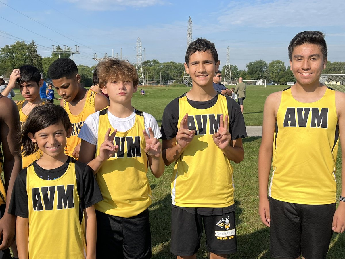 AVMXC's tweet photo. Vikings at the start line today at the Richland Invite! We had a lot of great personal bests today! https://t.co/EGM39hjrzT