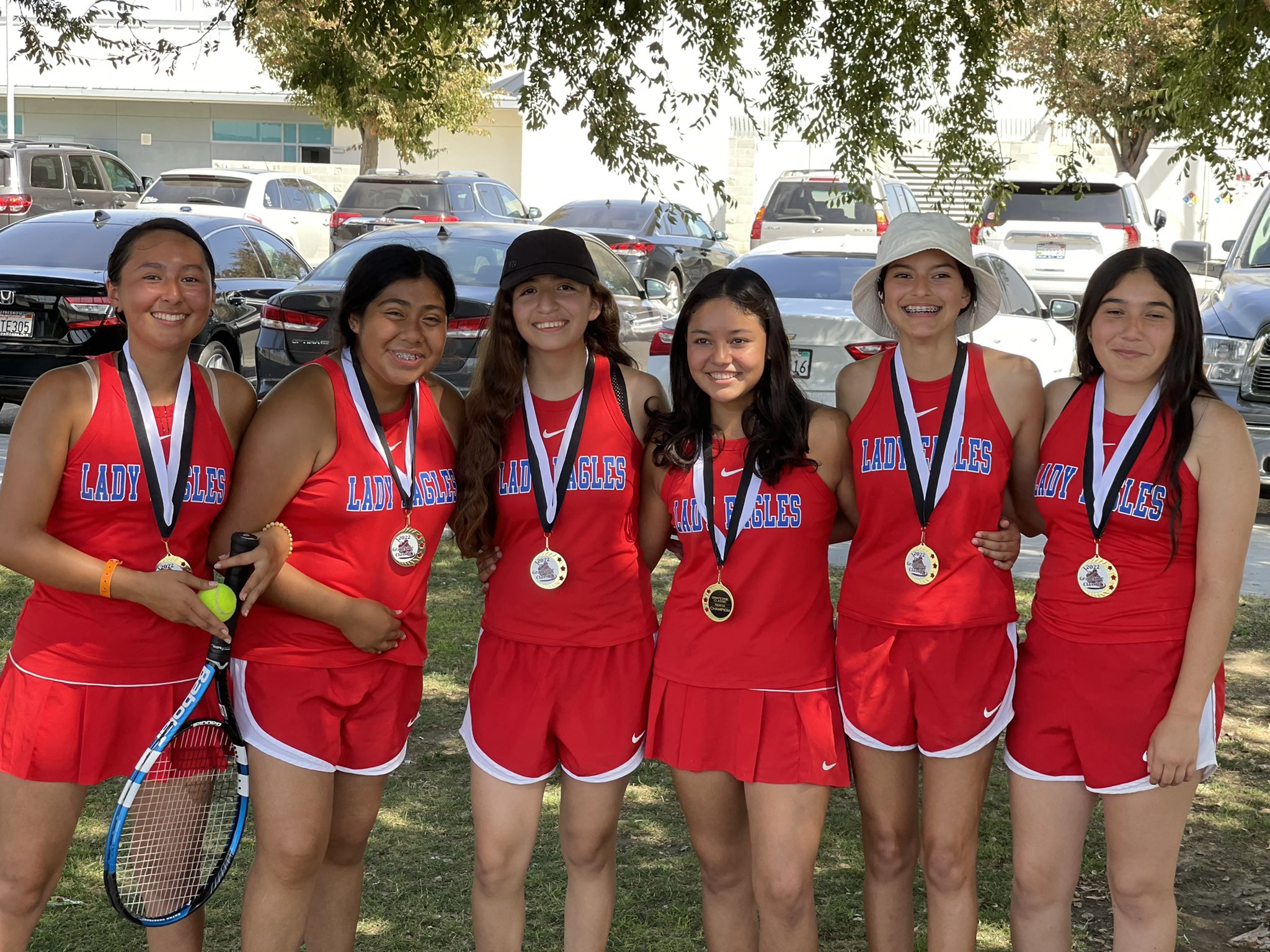 Firebaugh Eagles (FHSeaglesports) / Twitter