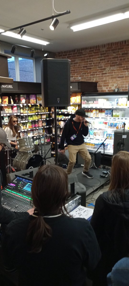 juju2143's tweet photo. dude deadass giving a show in the dairy aisle lol #strochxp https://t.co/K0hJ7str2Y