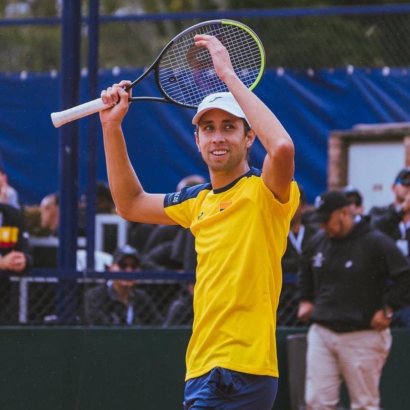 tenispluscol's tweet photo. 4-0 | Daniel Galán 🇨🇴 mejora su invicto en Bogotá, imponiendo su jerarquía para dar el 2-0 a Colombia en Copa Davis ante Turkiye

💪🔥 ¡Colombia a una victoria de ganar la serie en casa!

📷 Fedecoltenis

#TenisPlusColombia
#CopaDavis https://t.co/mhaeASqWNg