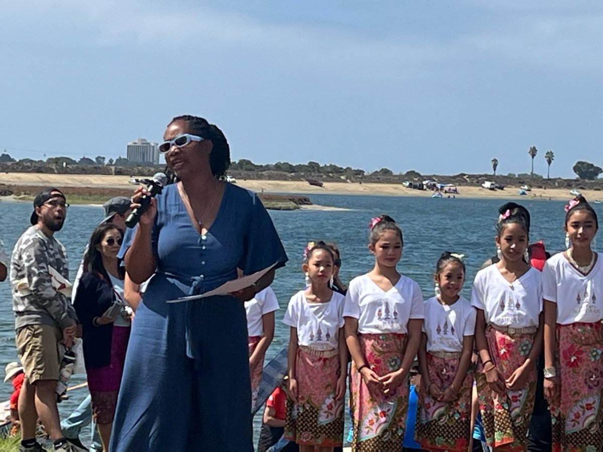 asmakilahweber's tweet photo. Today I spoke at the 7th annual Lao Boat Races, hosted by the Lao Community Cultural Center. I saw all the beautiful dances, costumes, and the amazing races. Congratulations to all the participants.  I am delighted to represent this beautiful community in the  legislature. #LAOSD https://t.co/p4QkCWpNJq