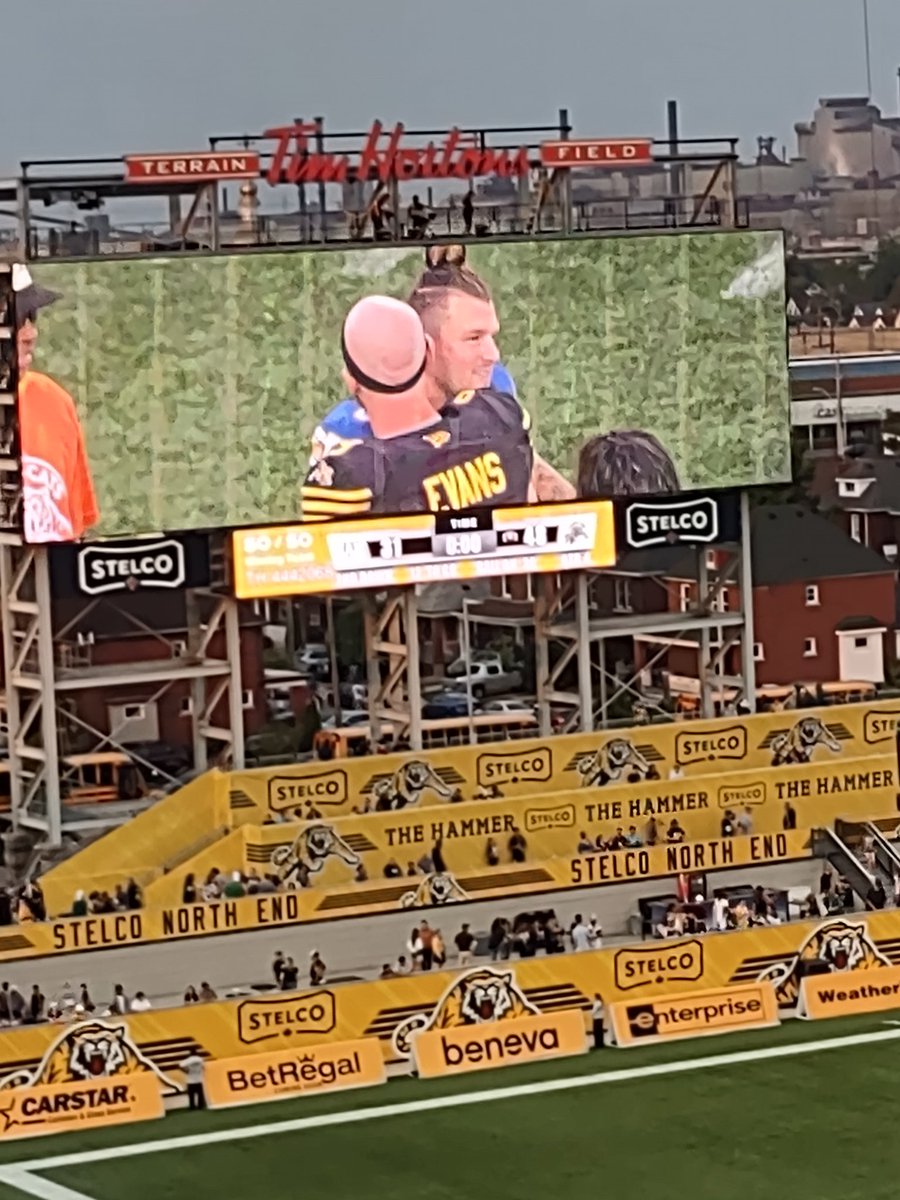 LiveWithRyan's tweet image. What the hell just happened, definitely not complaining though! #CFL #Ticats