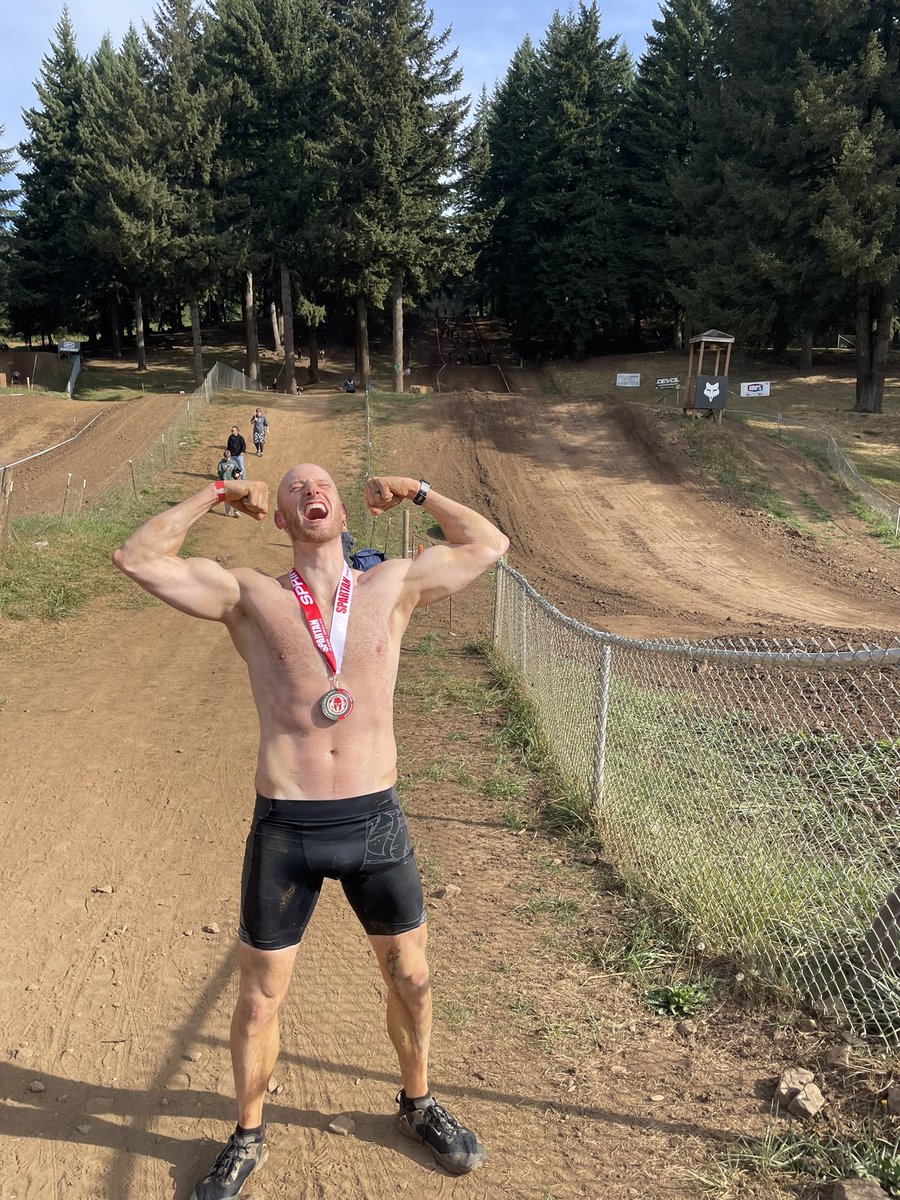 pnw_ocr's tweet photo. The Portland @SpartanRace never disappoints. Two clean laps for the wild motocross track with hills for days and a sandbag carry (pictured behind me) that has more gain than the Dallas ultra! Great seeing everyone out here. #finisherflex #spartanrace https://t.co/QOFe8MHgxw