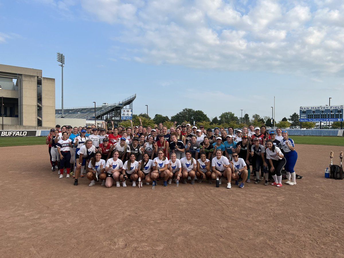 UBuffaloSB's tweet photo. Our Fall Prospect Camp was a great success! We had a program record of 85 campers! 

Thank you to all the players for coming out 🖤💙 https://t.co/WwqJedCZWB