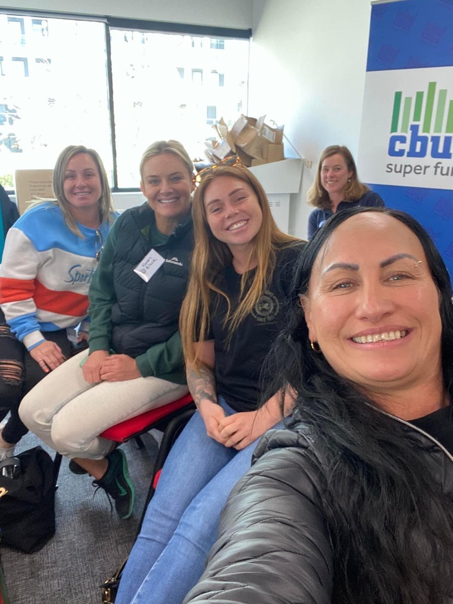 MUASydneyBranch's tweet photo. MUA Sydney women at @wimdoi this week 💪🏽💪🏽♥️ #wimdoi #ausunions https://t.co/7GKmSnwJJh