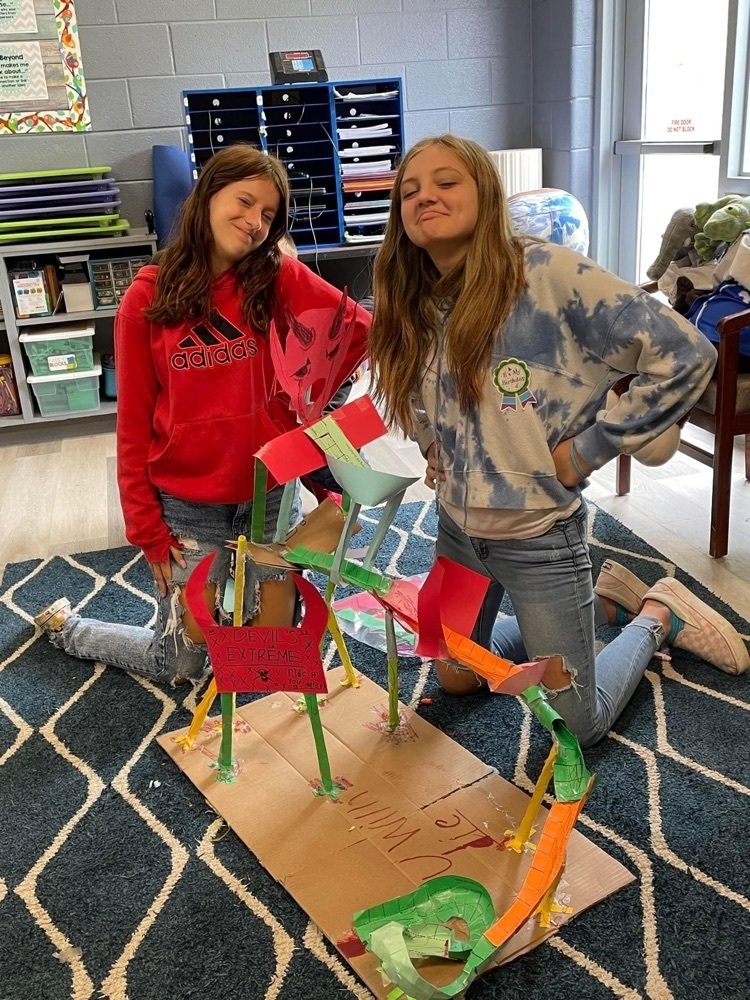 ClintonCity_CCS's tweet photo. NCES 6th graders building roller coasters! #Engineering #CCS247 #CCSSTEM https://t.co/afV96vEUKv