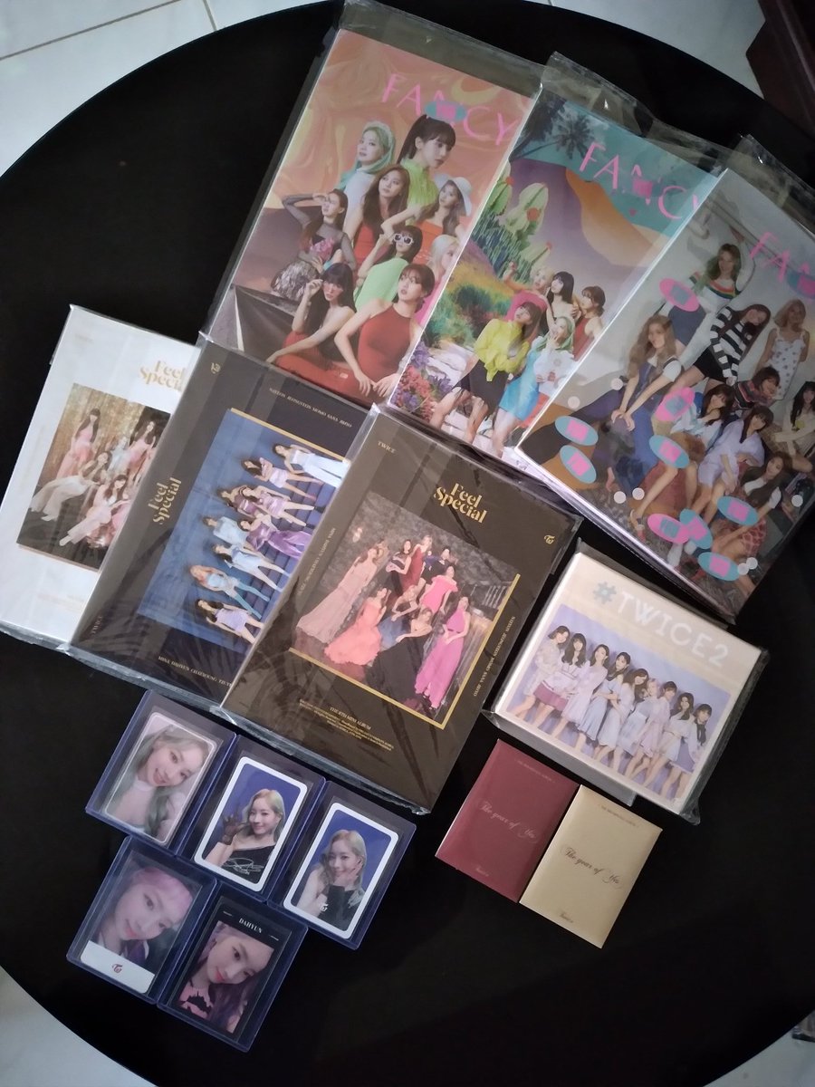 AngelieTalens's tweet photo. [WTS/LFB PH🇵🇭]

💗 Twice Official Merch Set - 1,450
🏁 Le sserafim Fearless Album Set - 450

✅ IF BOTH - 1,550 (pf &amp; sf already included) 
✅ Unsealed but almost complete inclutions
✅ Good &amp; clean condition
✅ Onhand &amp; ready to ship 

MOP: GCASH💸
MOD: LBC📦
#TWICE #LESSERAFIM https://t.co/IDjuG71bL0
