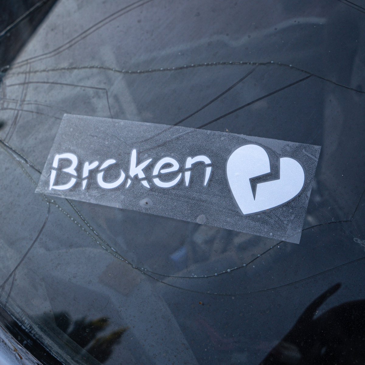 saddogclub's tweet photo. Woke up this morning to a bunch of orders 🥰 so here’s a tutorial in 4 steps on how to apply a decal! 😄 results may very https://t.co/GZ6cpYqaze