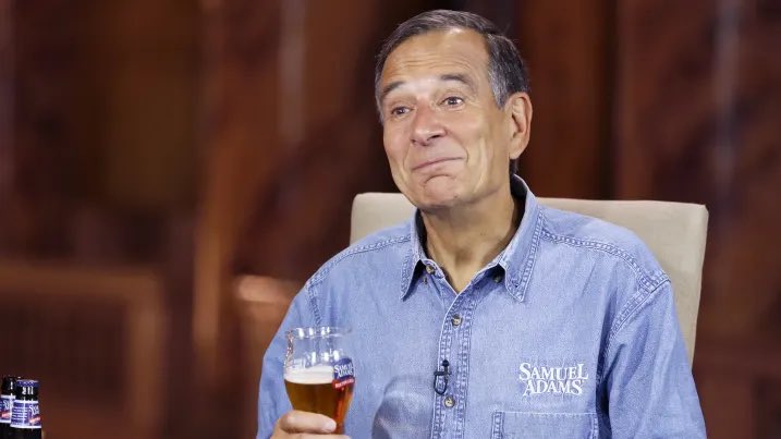 bensillient's tweet image. Self-made #billionaire #JimKoch had multiple degrees from Harvard University, including an MBA, when he founded Sam Adams in 1984. They didn&apos;t help, he says. bit.ly/3S8E5oQ #Music #Film #TV #PrivateEquity #VentureCapital #HedgeFunds #InvestmentBanking  #BennyQuetell