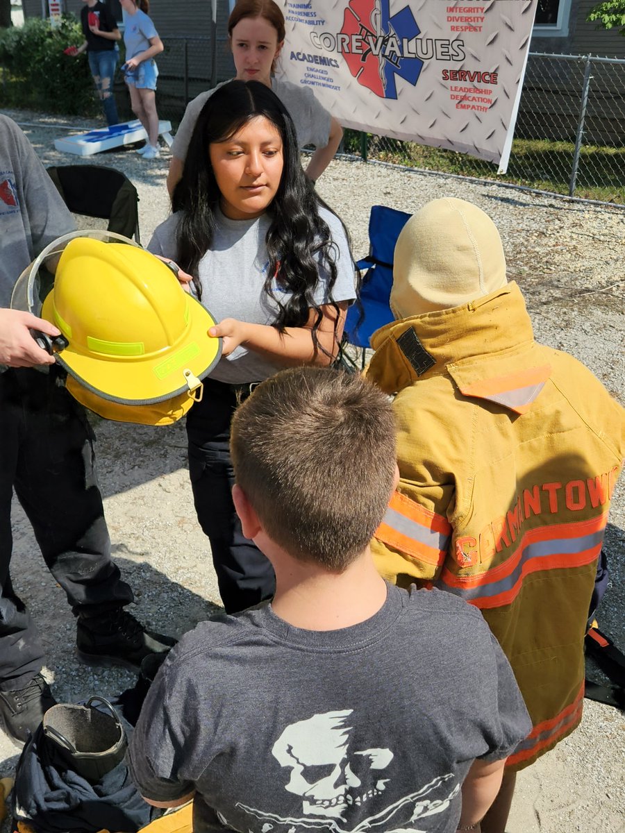 RACCFireEMS's tweet photo. Lot more pictures coming soon from our day.  It was a great day out in the community. https://t.co/a4eTNMZzRj