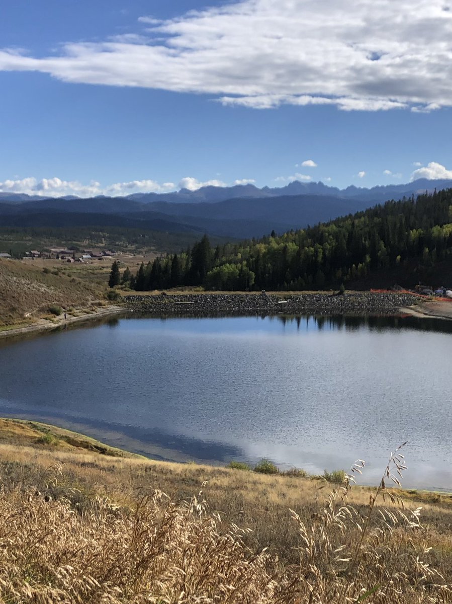 Realrellim's tweet photo. Fun at the @ERS_events Snow Mtn Ranch Half Marathon today. #runstreak day 1445 #leagueofgarmin #zoomarunclub #skirtsportsambassador #zoomaambassador #skirtsports #trailrunning #coloradorunning https://t.co/hGszdg4RwM
