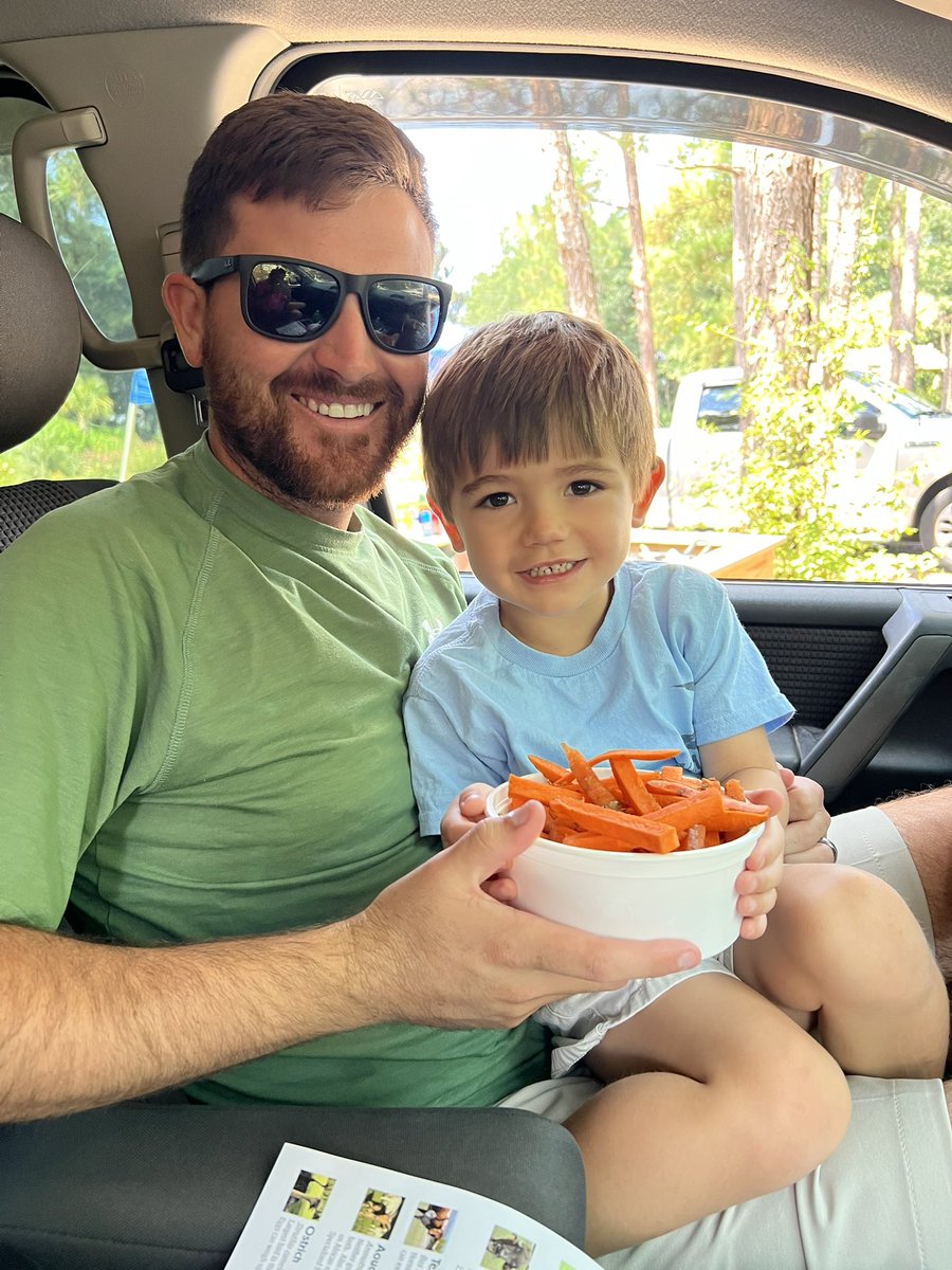 chasebell09's tweet photo. Had a great day with my family at Eudora Farms and now settling in to watch the Tigers tonight! https://t.co/ZQIThgUCtE