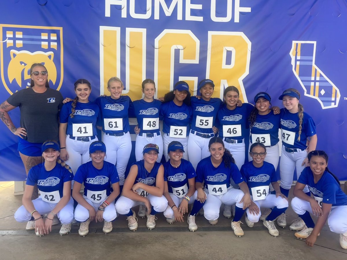 BreakersKeusch's tweet photo. Thank you to the @UCRSoftball coaches and players today for working with our girls at the Breakers Org camp! We appreciate you! @UCR_CoachPalmer @cindybristow @LegacyLegendsS1 @ExtraInningSB https://t.co/JbQejX1lPh