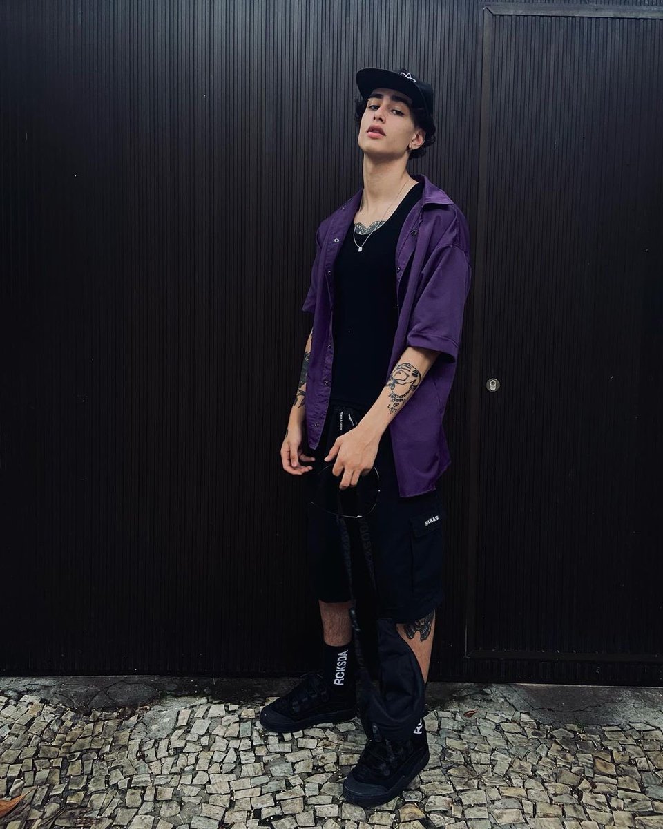 sztisfied's tweet photo. Purple Bat 👿 https://t.co/HtmH20Ctks
