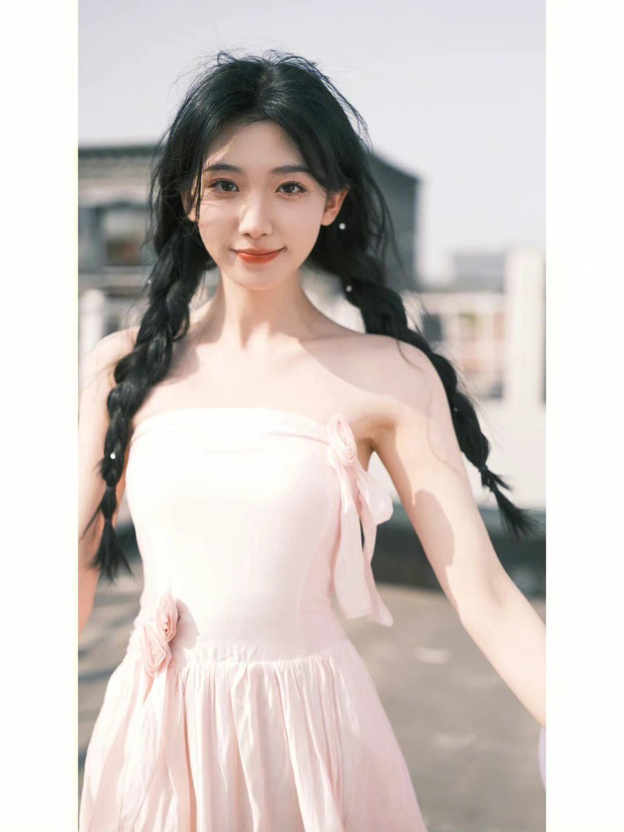 becauseme20's tweet photo. 今天参加重要的考试，也等不到她对我的一句问候和祝福，对比她昨天监考我都那么上心，简直是天地只差啊！还有什么可怀疑的呢！ https://t.co/PvRuUfLvAY
