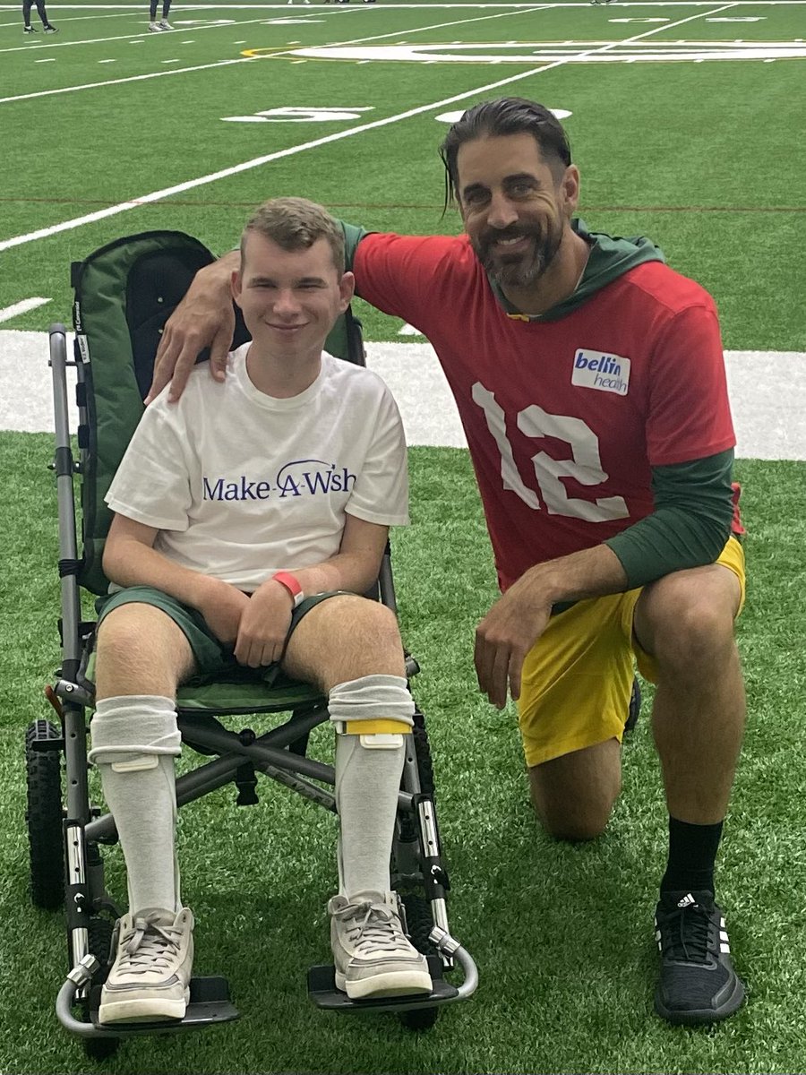 Hailey Arthur (@hailey_arthur) on Twitter photo Great meeting <a href="/AaronRodgers12/">Aaron Rodgers</a>  today with Make A Wish. What a great man!  Thank you for making Shep’s day!  Go Pack Go!  💚💛 Great meeting <a href="/AaronRodgers12/">Aaron Rodgers</a>  today with Make A Wish. What a great man!  Thank you for making Shep’s day!  Go Pack Go!  💚💛