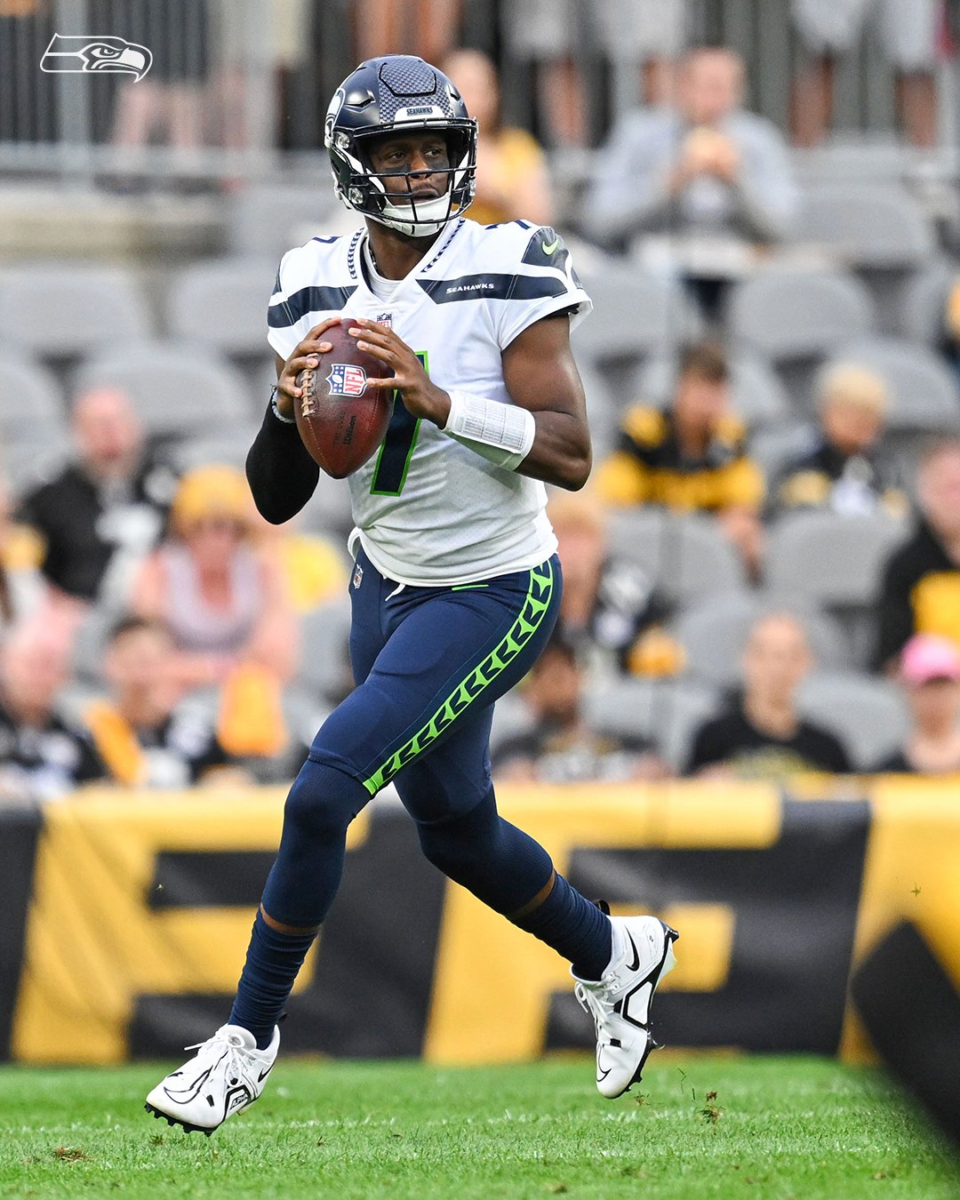 Seahawks hotsell white uniform