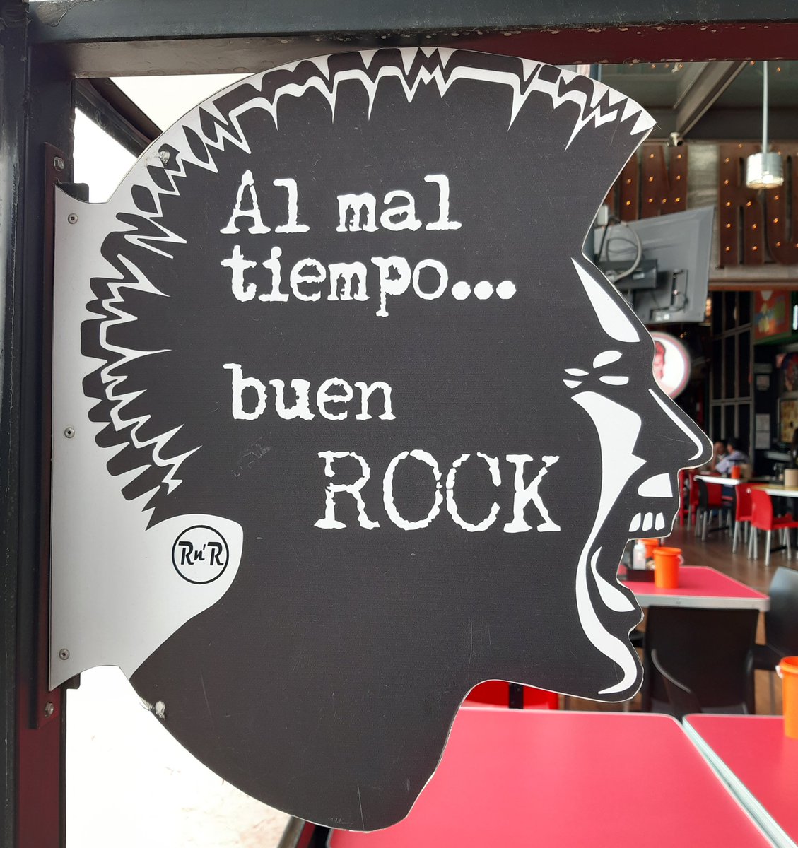 franck_cisco's tweet photo. Siempre se agradece un buen rato 🤟🏼 https://t.co/OA1HqCBJEX