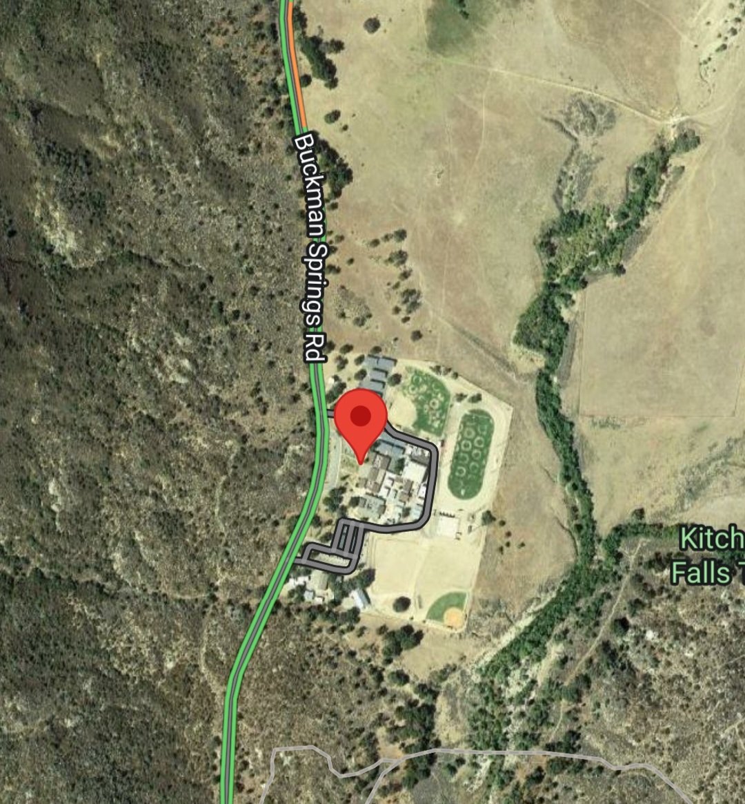 EmergencyInfo7's tweet photo. Update: #HauserFire an evacuation warning has been issued. It is for residents who live west or north of Buckman Springs Rd at Lake Morena Dr. Evacuation Center is at Mountain Empire High School located at 3305 Buckman Springs Road in Pine Valley, Ca
#LakeMorena #SanDiegoCounty https://t.co/apVnurvkt1