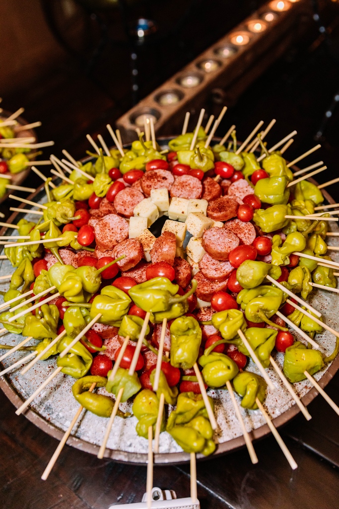 Whether it's an hors d'oeuvre or part of your dinner buffet, the Rendeveous skewers are always a win with the guests! Highly recommend. ❤️⁣
⁣
Venue + Coordination • <a href="/heartwoodhall/">Heartwood Hall</a>
Photographer • Smash Studios Photography